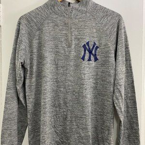 MLB Yankee Long Sleeve Zip Shirt - Size S